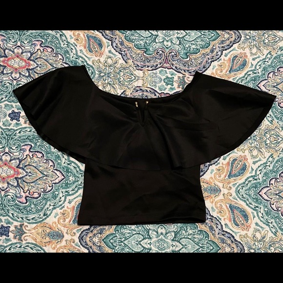 Christmas Outfit - Picture 2 of 7